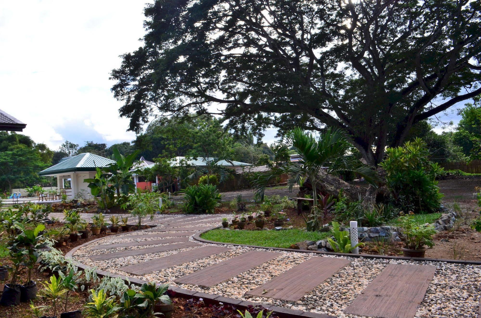 Ponce De Leon Garden Resort Puerto Princesa Exteriör bild